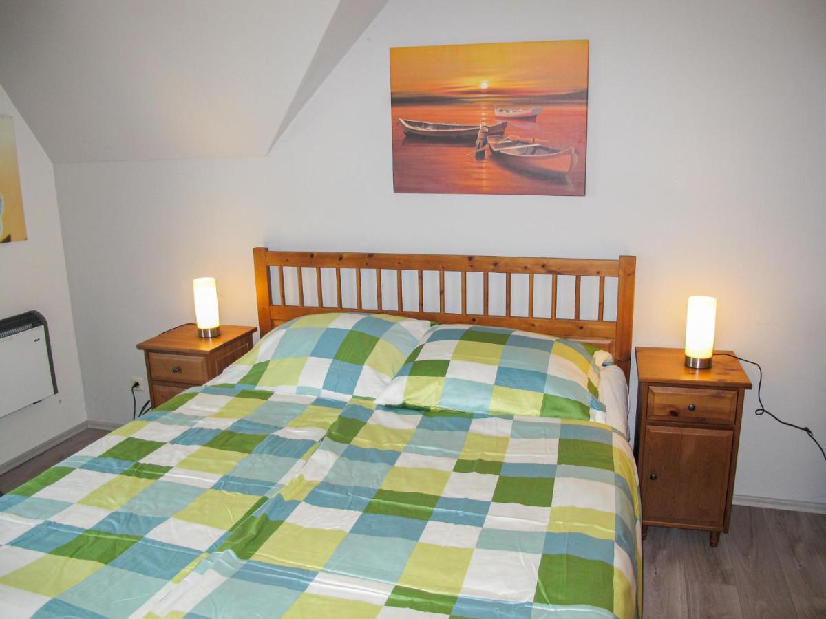 Apartment Gollwitzer Park - Insel Poel-7 By Interhome